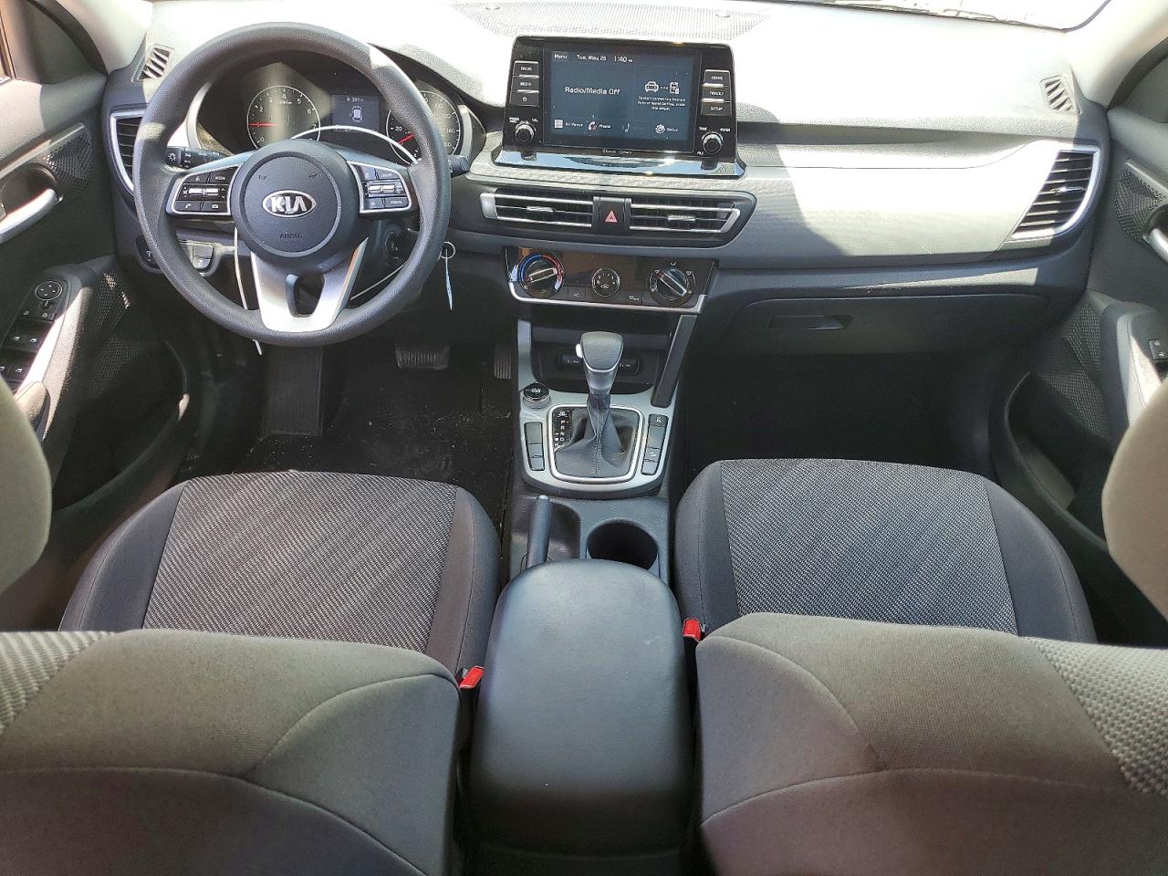 2021 KIA SELTOS LX photo 15