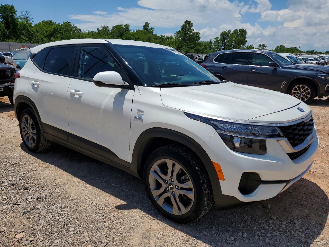 2021 KIA SELTOS LX photo 7