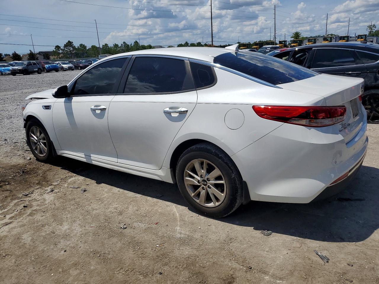 2018 KIA OPTIMA LX photo 4