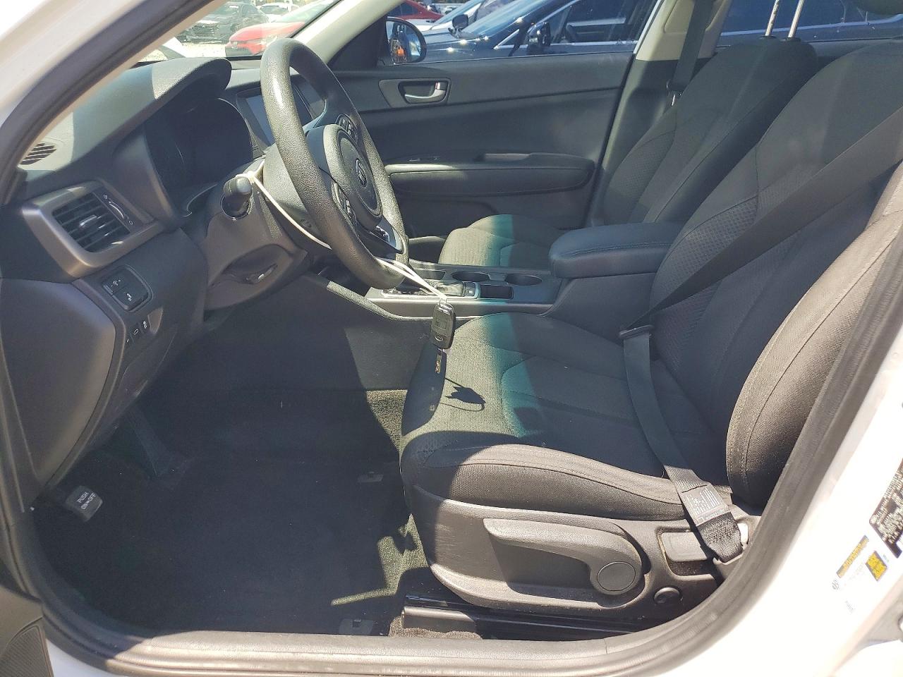 2018 KIA OPTIMA LX photo 19