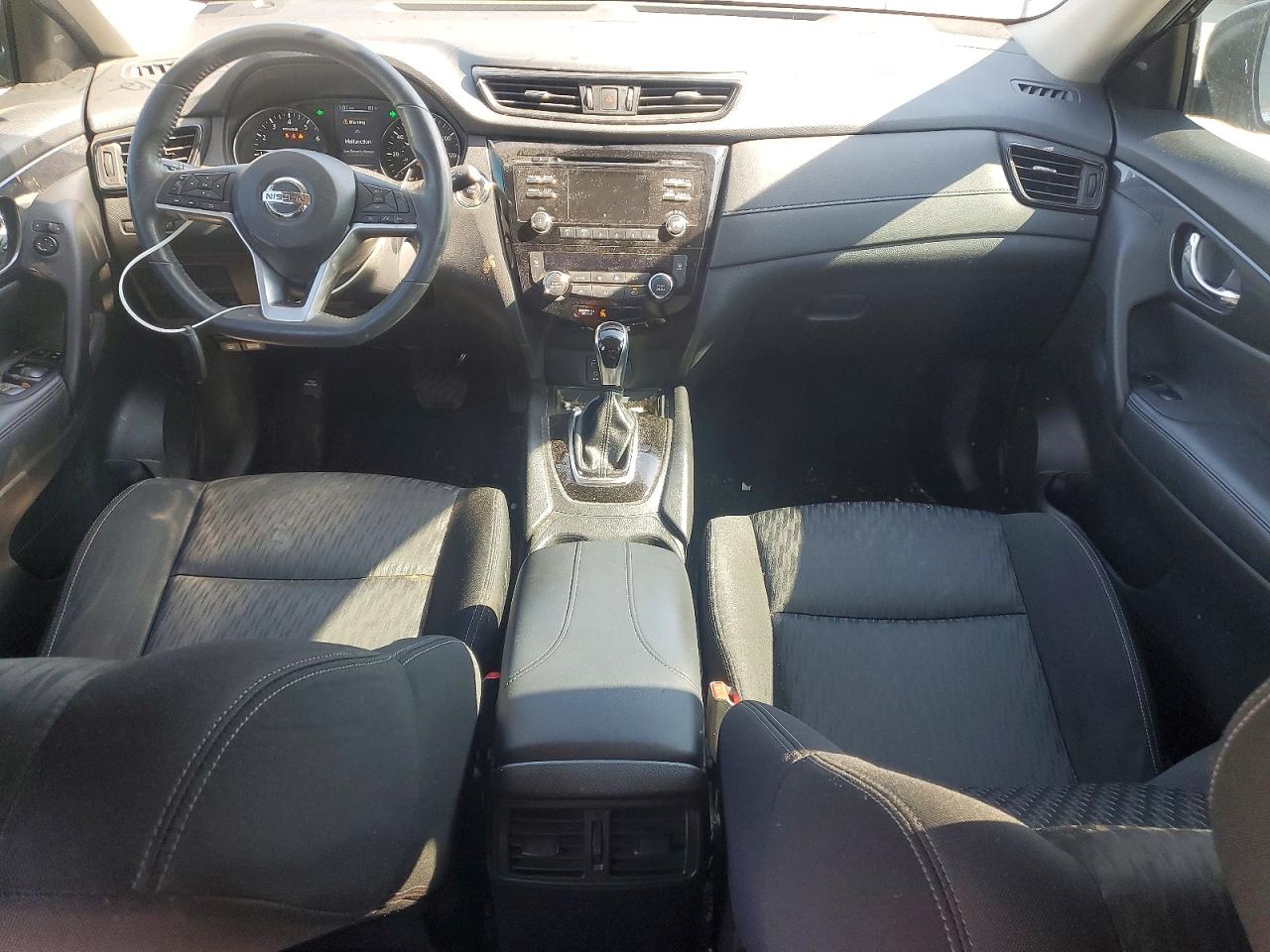 2017 NISSAN ROGUE SV photo 15