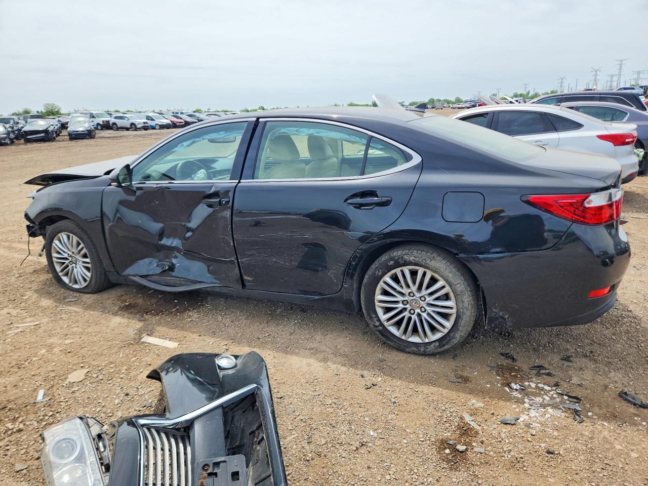 2013 LEXUS ES 350 photo 2
