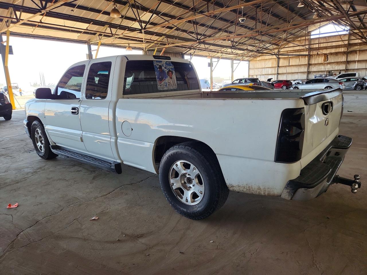 2006 CHEVROLET SILVERADO C1500 photo 4