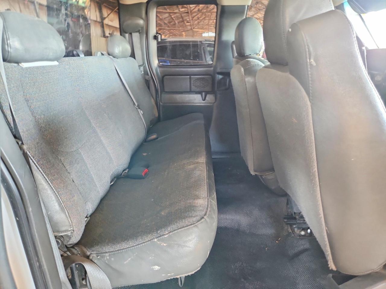 2006 CHEVROLET SILVERADO C1500 photo 28