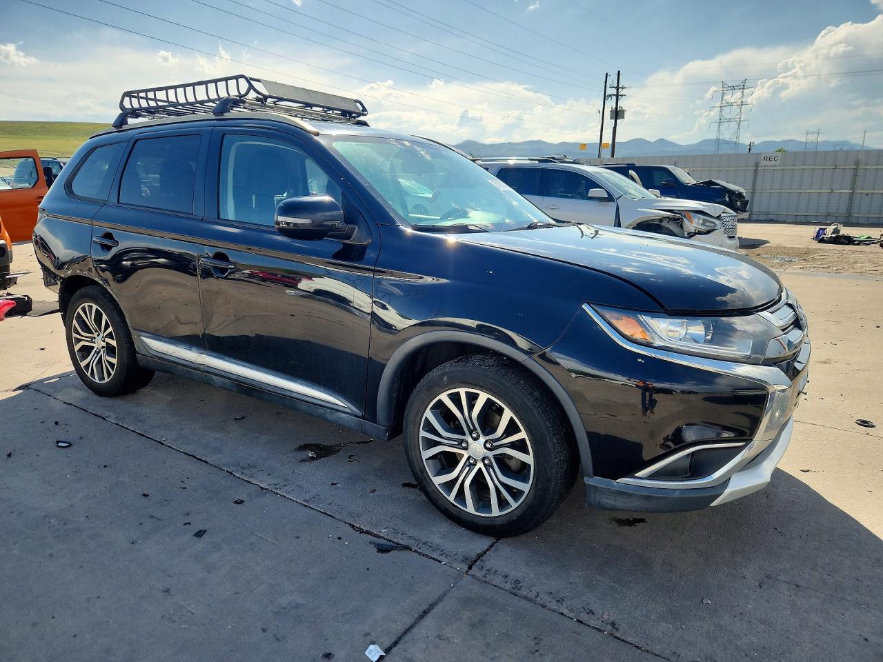 2017 MITSUBISHI OUTLANDER SE photo 4