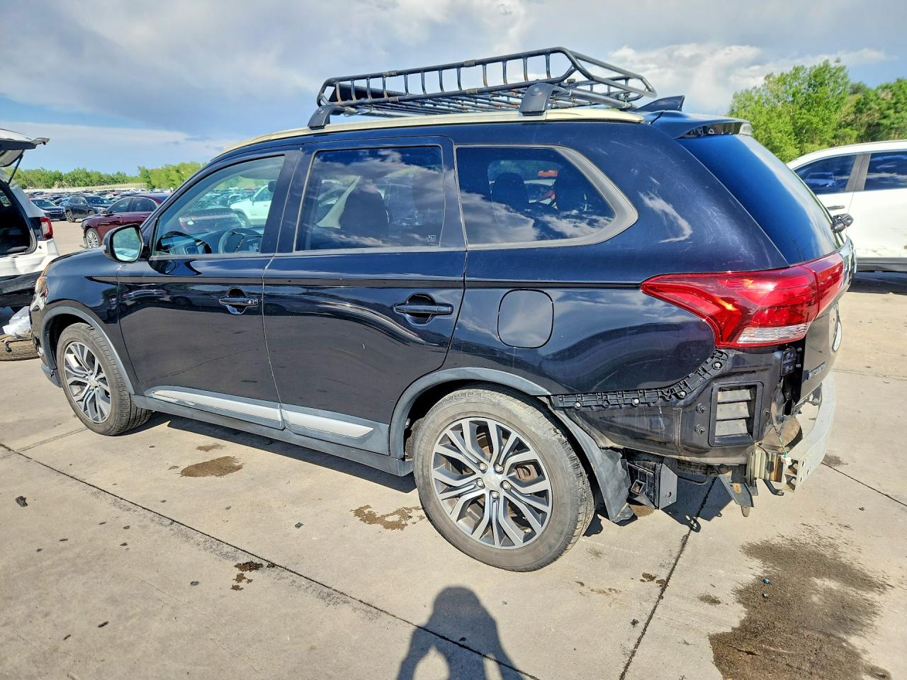 2017 MITSUBISHI OUTLANDER SE photo 2
