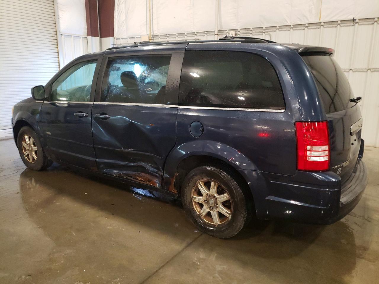 2008 CHRYSLER TOWN & COUNTRY TOURING photo 3