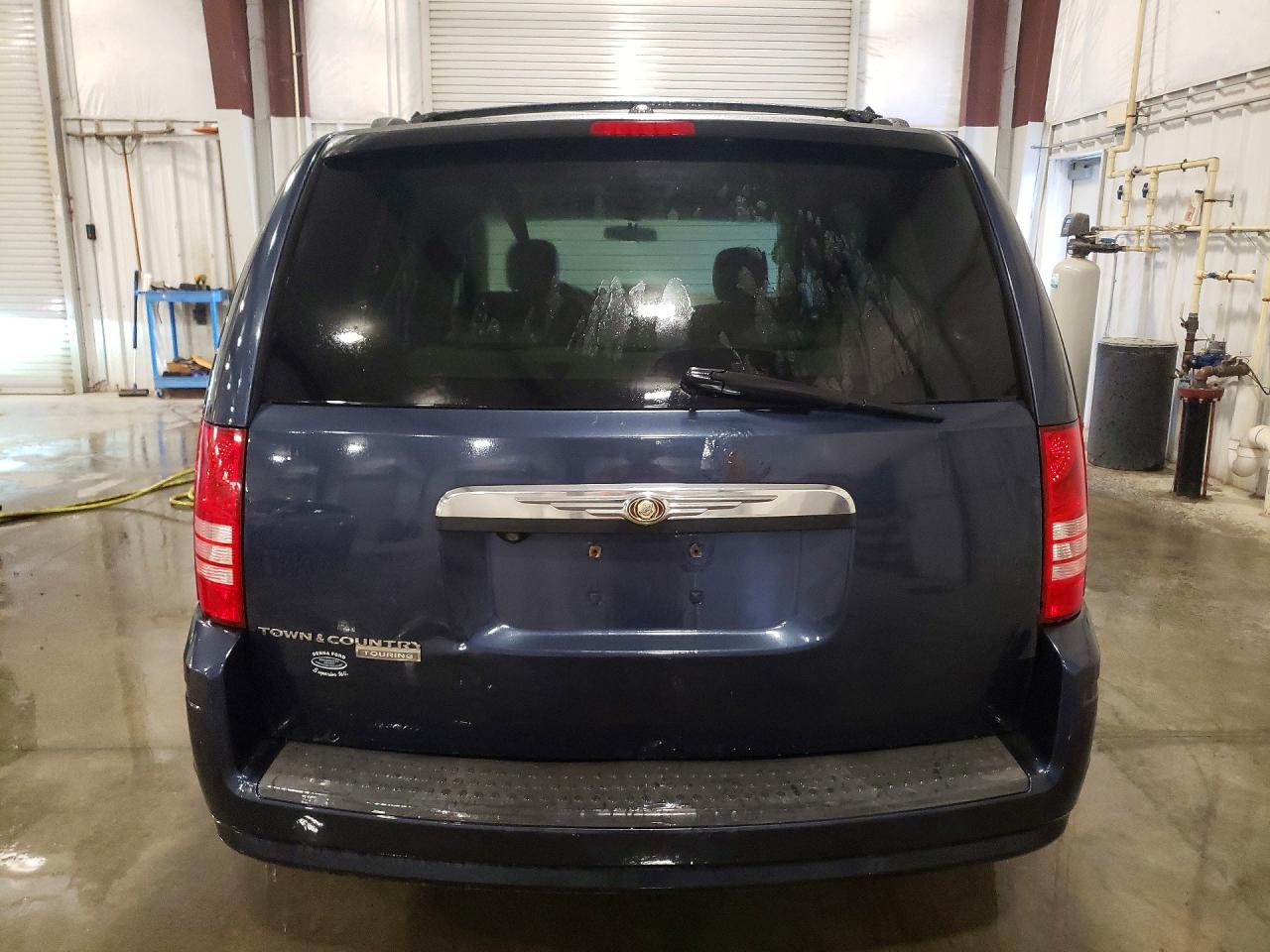 2008 CHRYSLER TOWN & COUNTRY TOURING photo 11