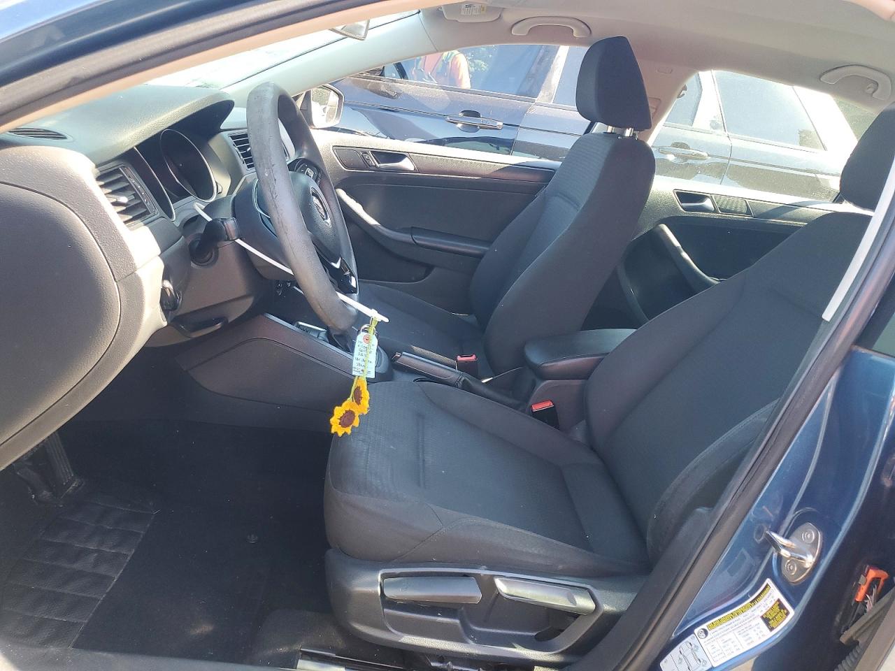 2016 VOLKSWAGEN JETTA S photo 13