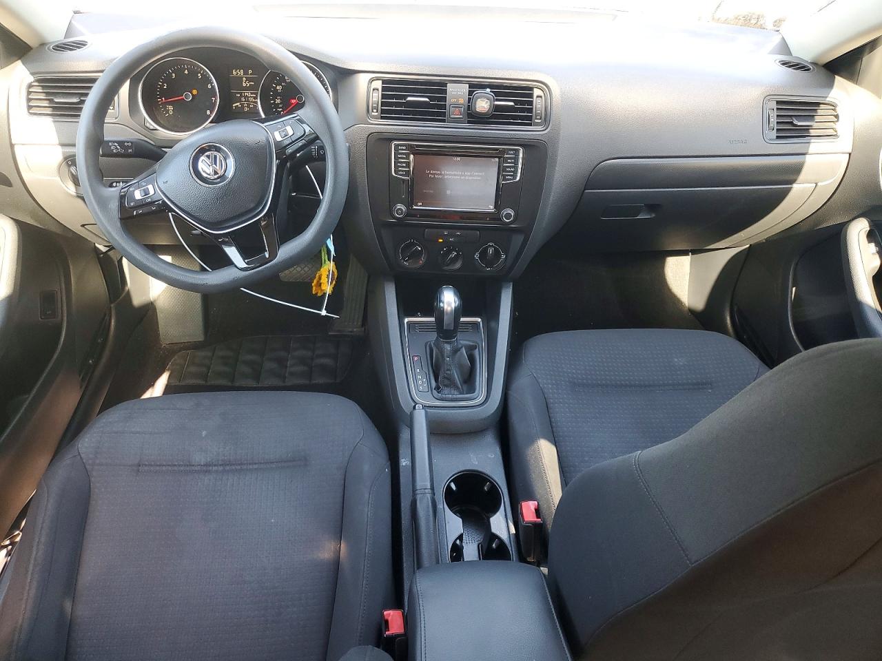 2016 VOLKSWAGEN JETTA S photo 15