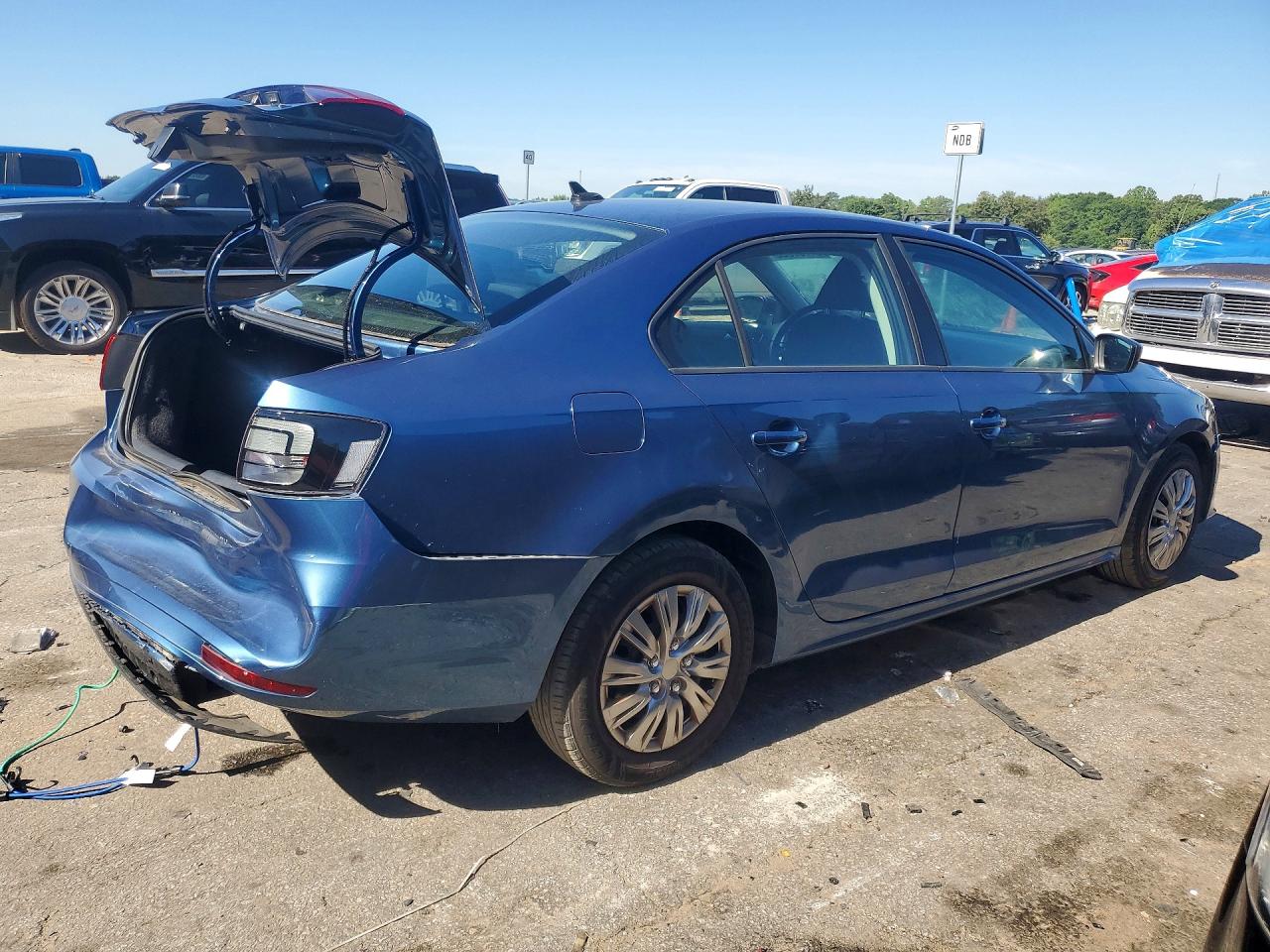 2016 VOLKSWAGEN JETTA S photo 5