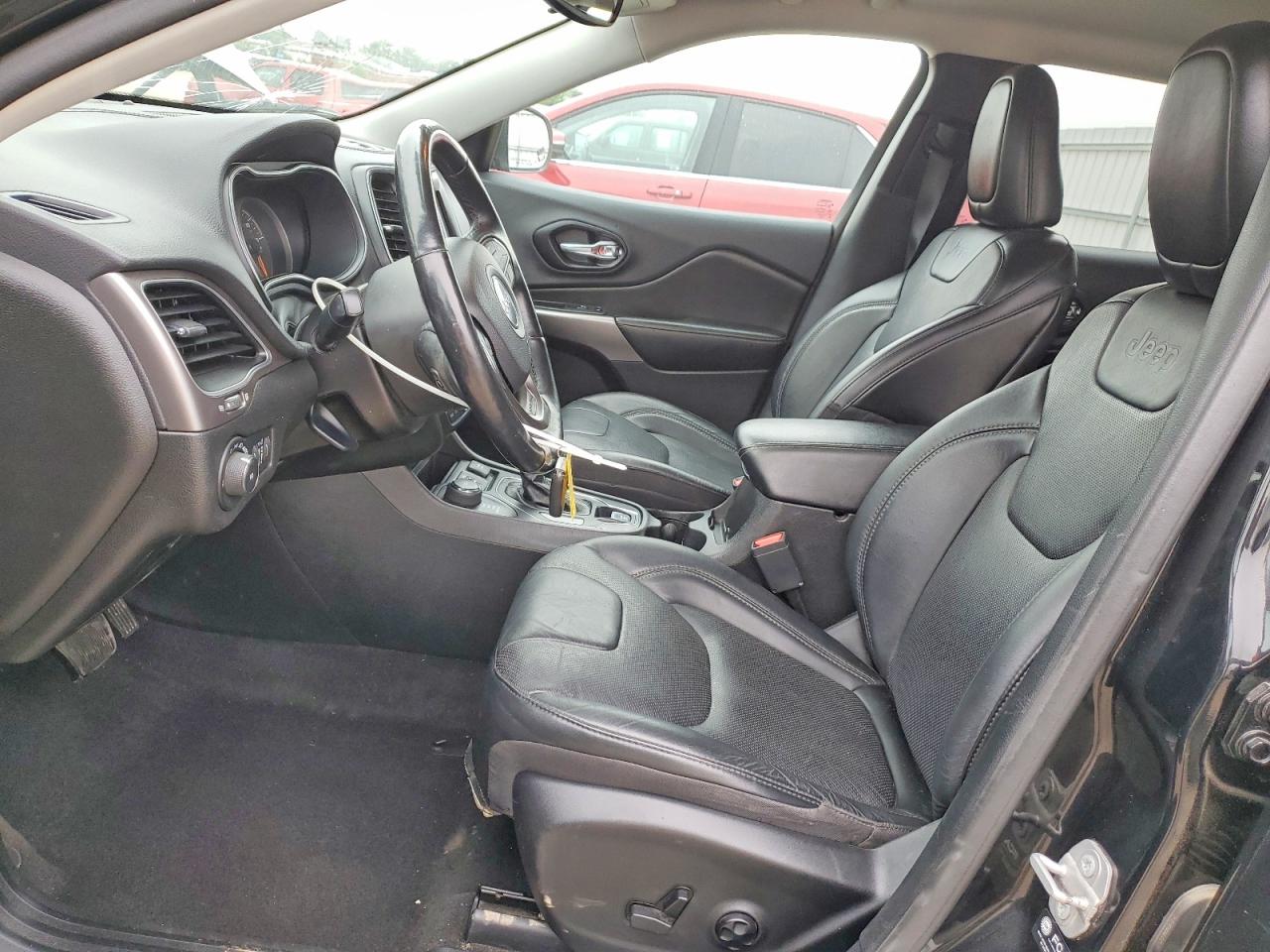 2021 JEEP CHEROKEE LATITUDE LUX photo 7
