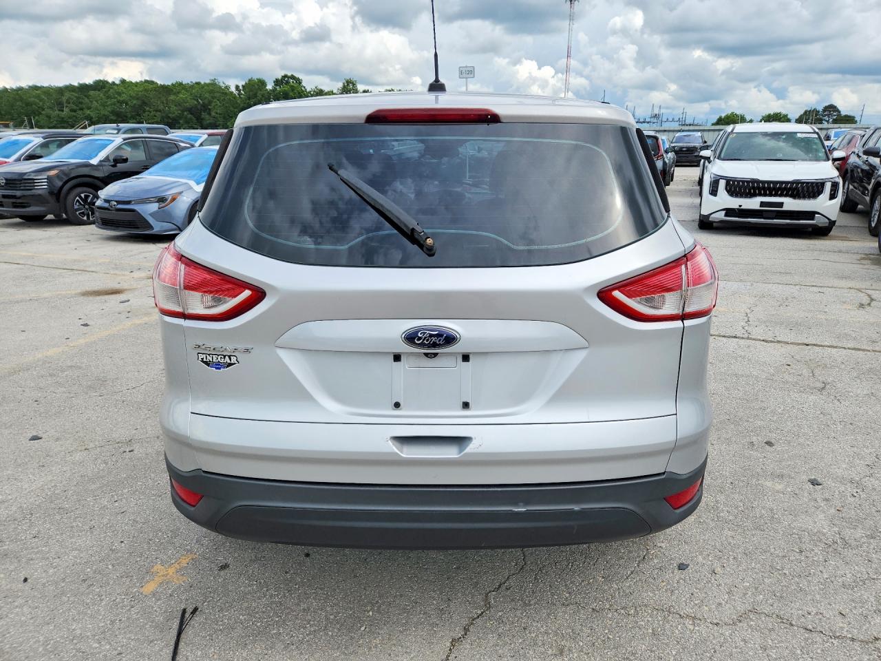 2015 FORD ESCAPE S photo 11