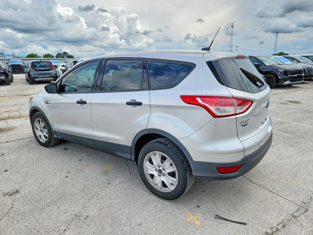 2015 FORD ESCAPE S photo 3