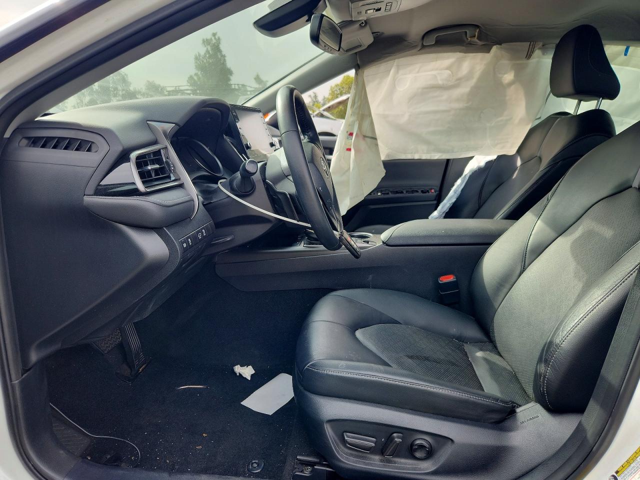 2022 TOYOTA CAMRY XSE photo 13