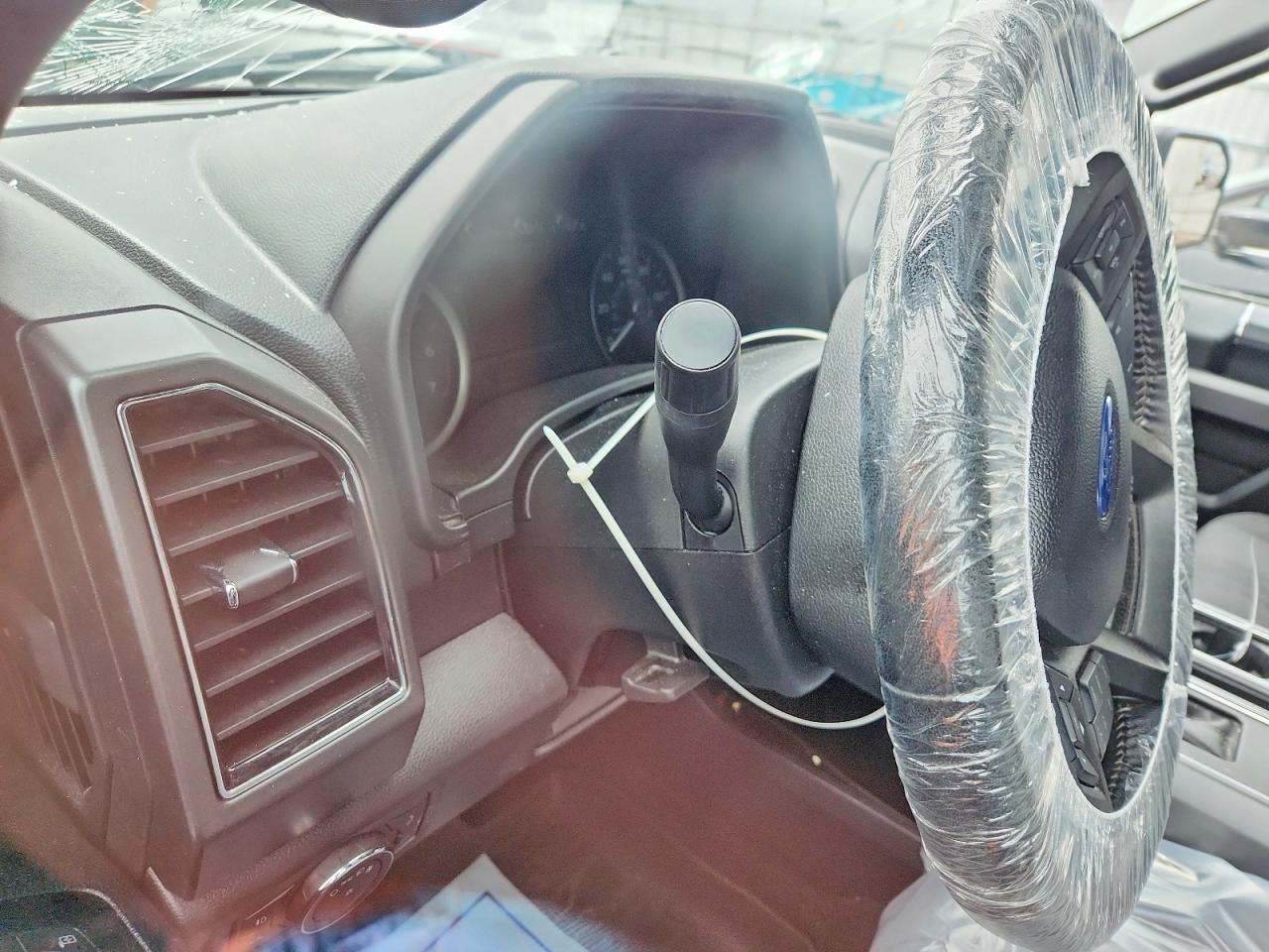 2020 FORD F150 SUPERCREW photo 17