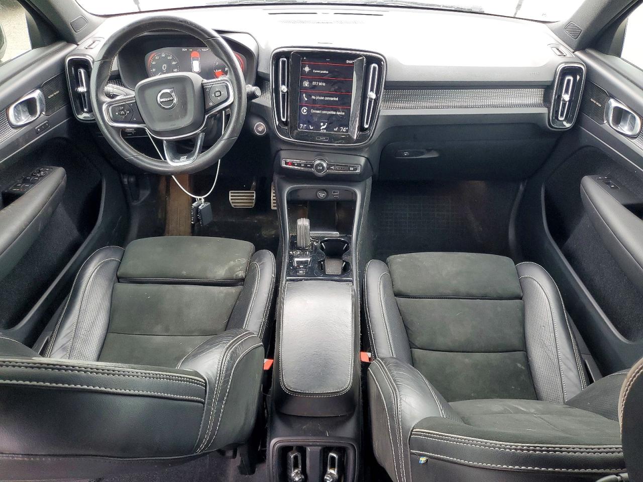 2020 VOLVO XC40 T5 R-DESIGN photo 8
