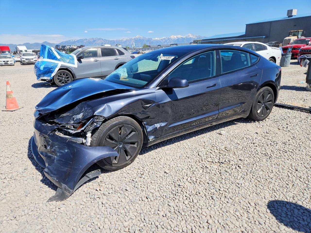 2024 TESLA MODEL 3