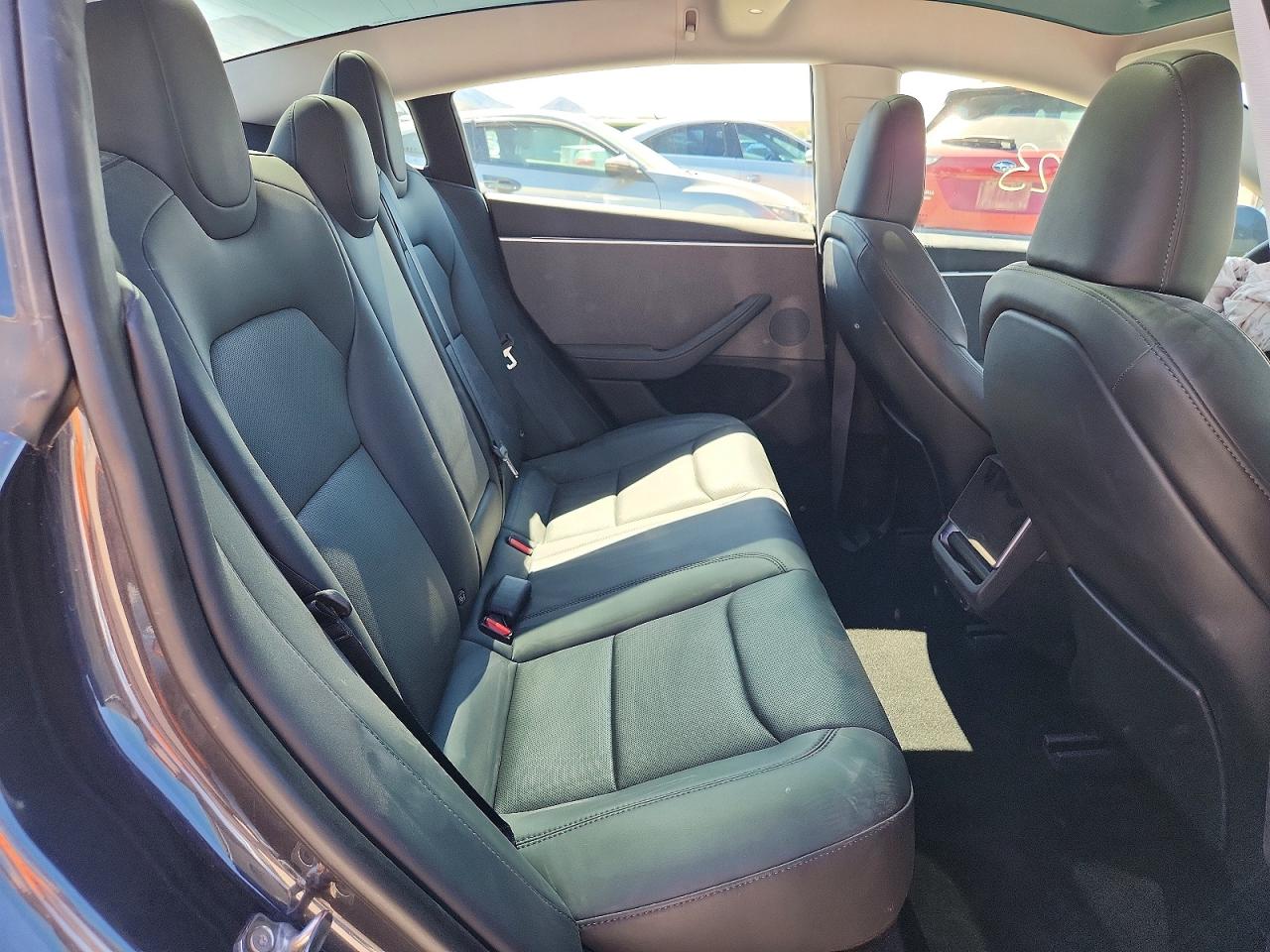 2024 TESLA MODEL 3 photo 28