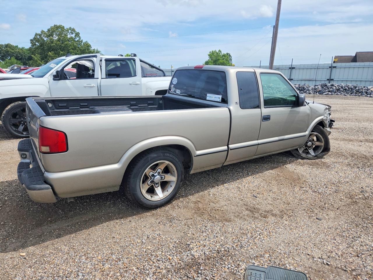 2002 CHEVROLET S TRUCK S10 photo 7