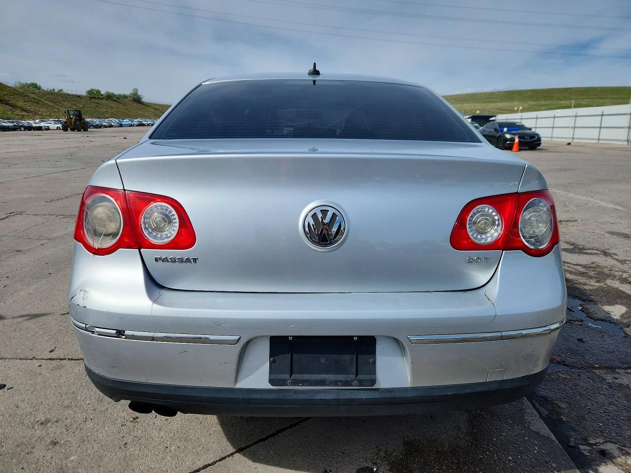 2009 VOLKSWAGEN PASSAT TURBO photo 11