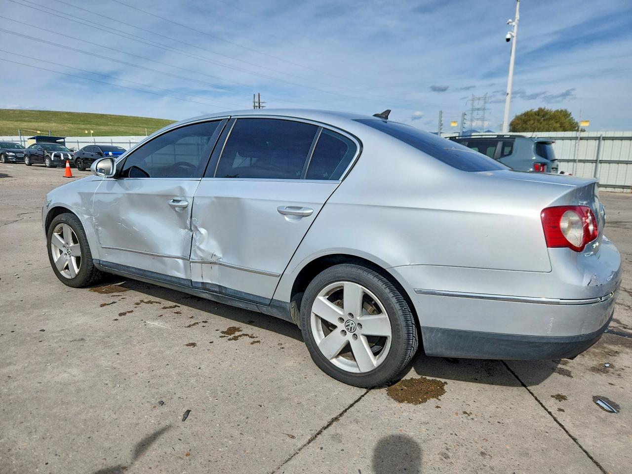 2009 VOLKSWAGEN PASSAT TURBO photo 3