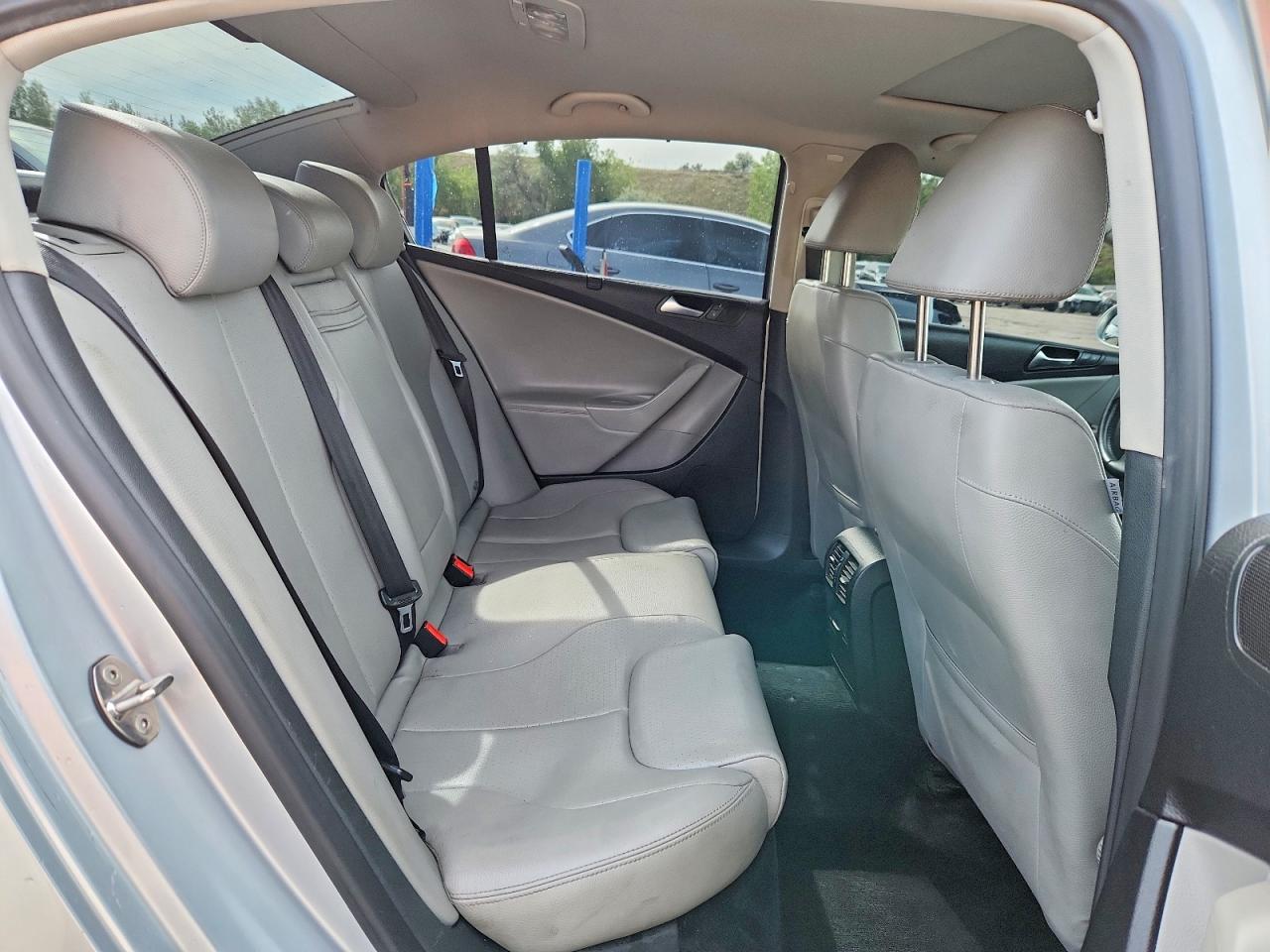 2009 VOLKSWAGEN PASSAT TURBO photo 19