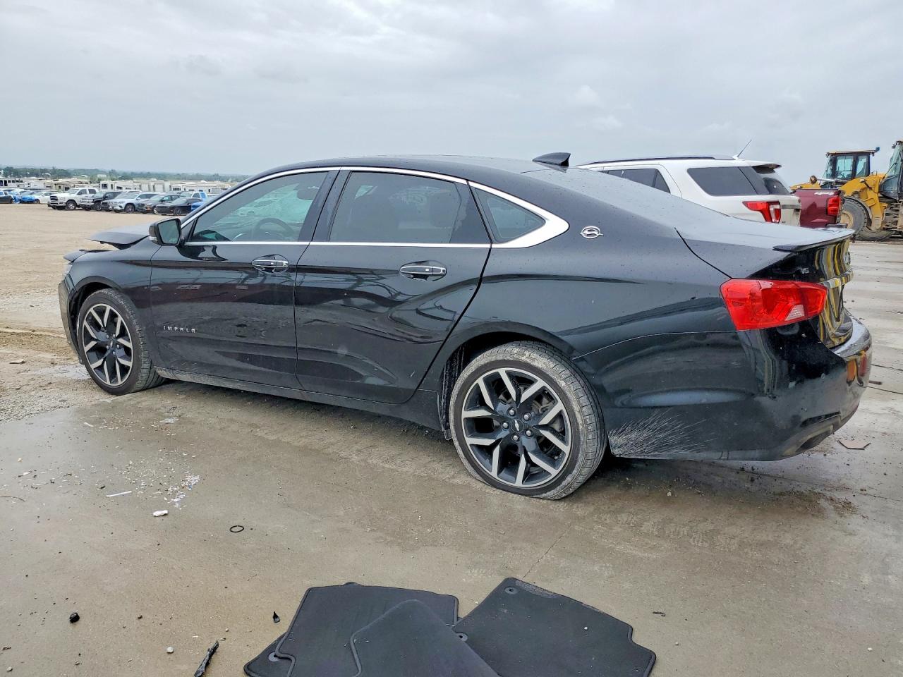 2018 CHEVROLET IMPALA PREMIER photo 3