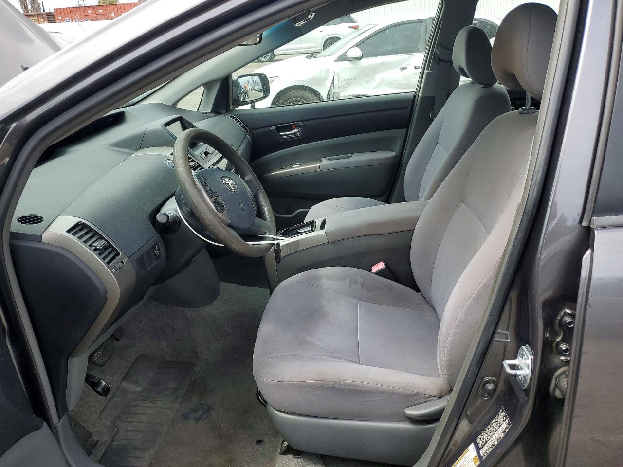 2007 TOYOTA PRIUS BASE photo 7