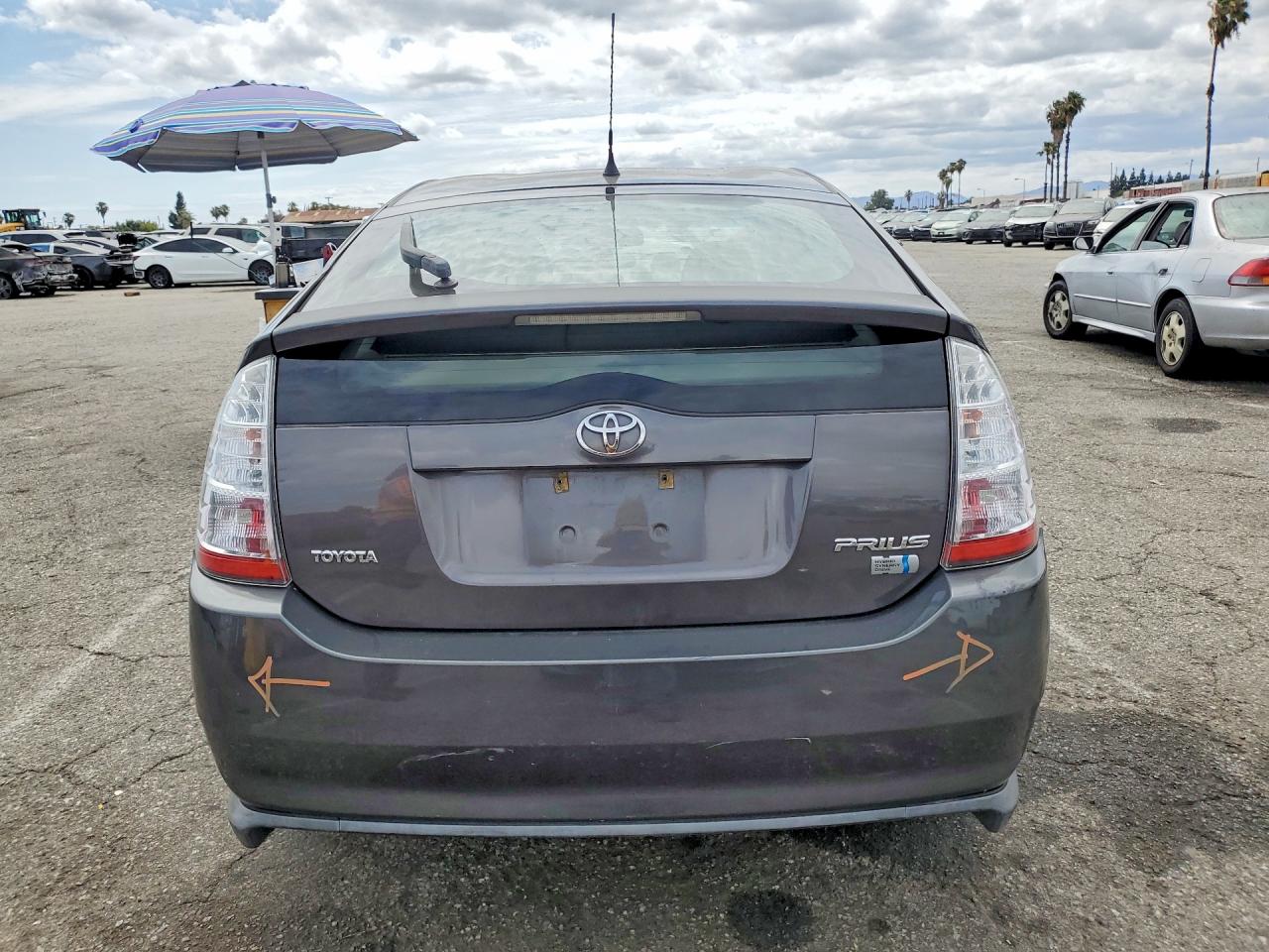 2007 TOYOTA PRIUS BASE photo 6