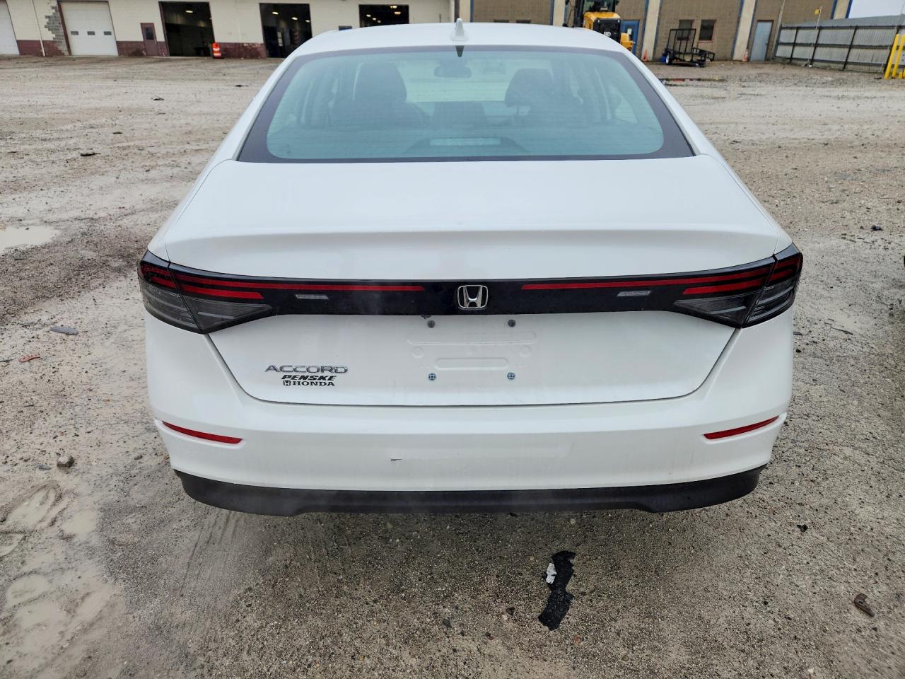 2024 HONDA ACCORD EX photo 11