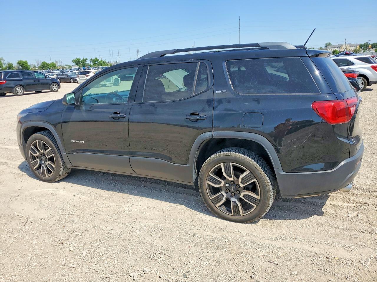 2019 GMC ACADIA SLT-1 photo 2