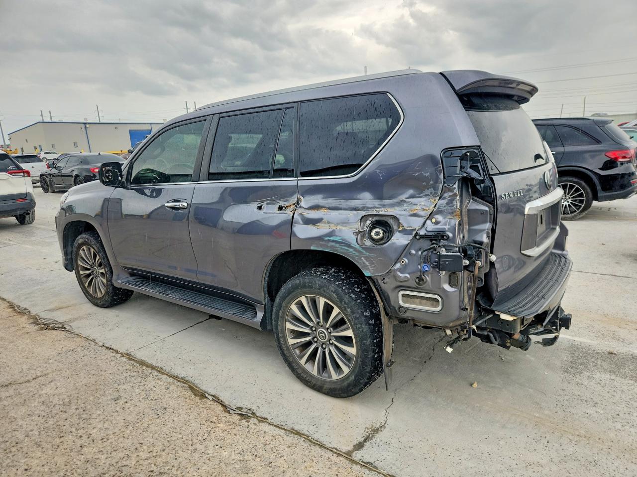 2020 LEXUS GX 460 LUXURY photo 2