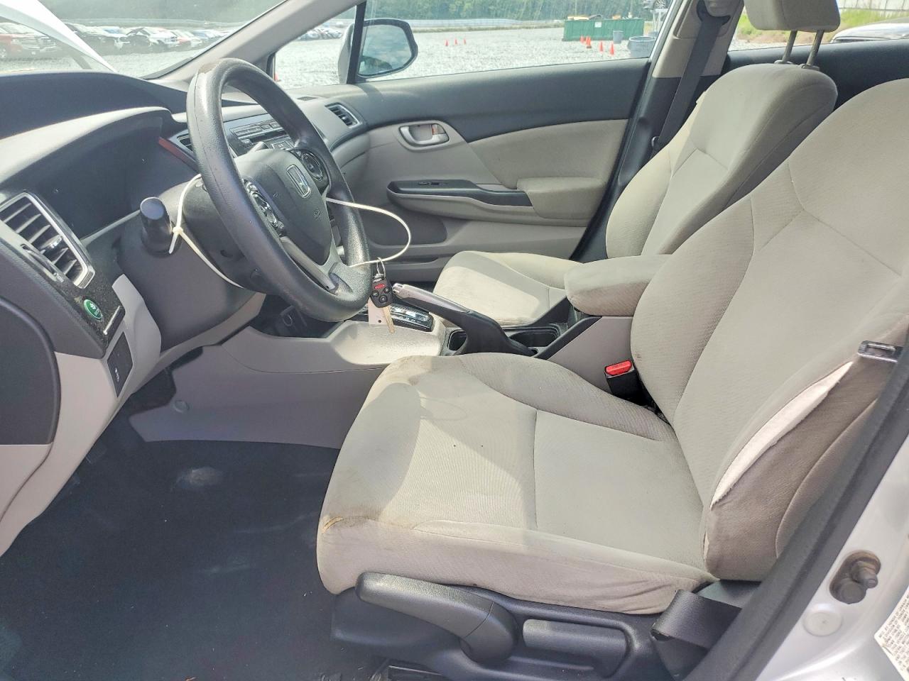 2013 HONDA CIVIC LX photo 19