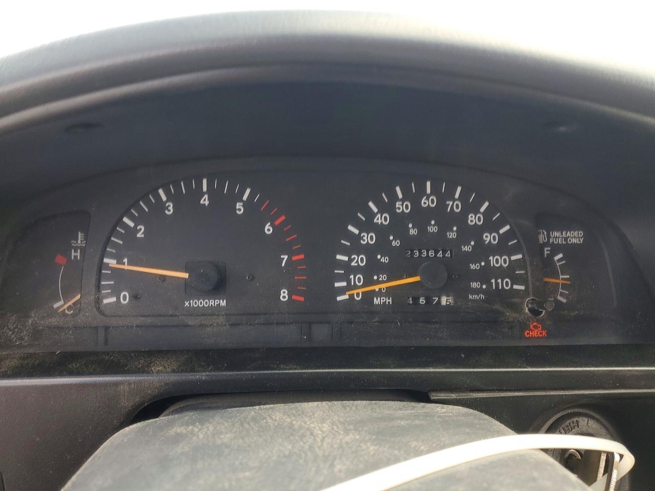 1996 TOYOTA TACOMA photo 17