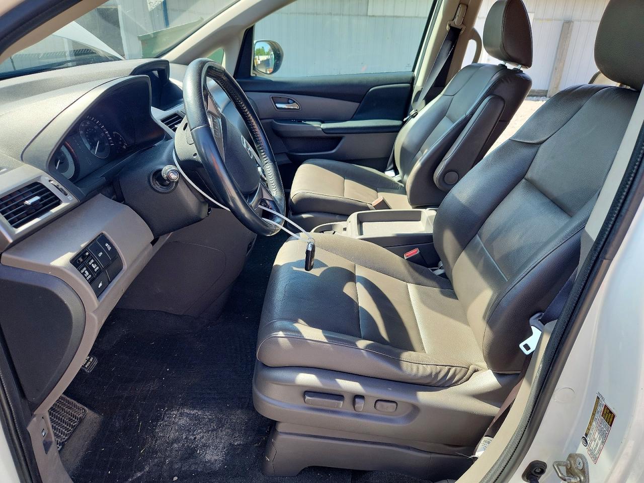 2016 HONDA ODYSSEY EXL photo 13