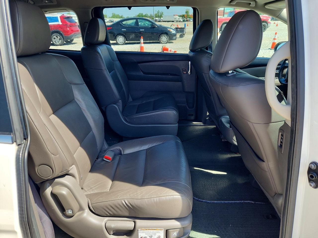 2016 HONDA ODYSSEY EXL photo 21