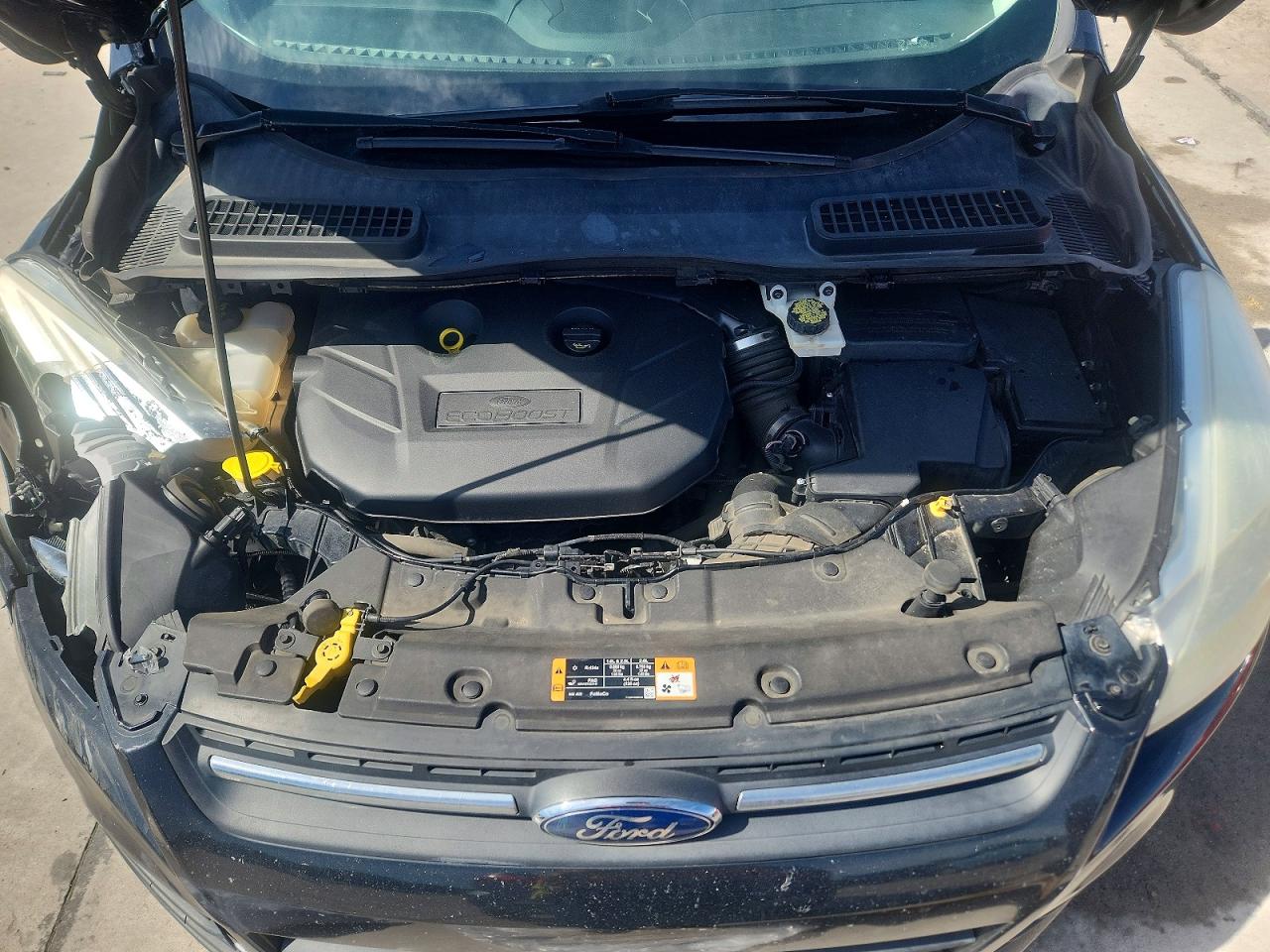 2015 FORD ESCAPE SE photo 23