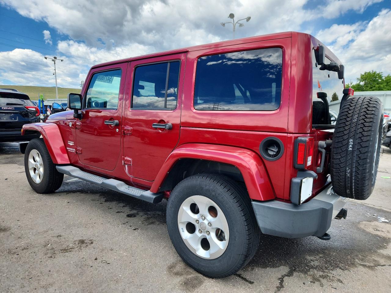 2011 JEEP WRANGLER UNLIMITED SAHARA photo 4