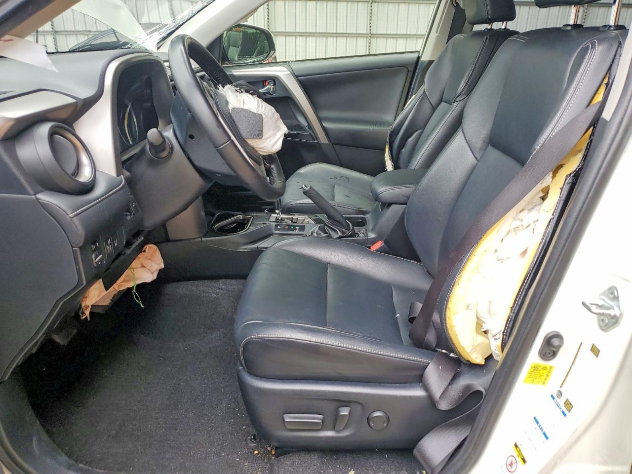 2016 TOYOTA RAV4 HV LIMITED photo 7