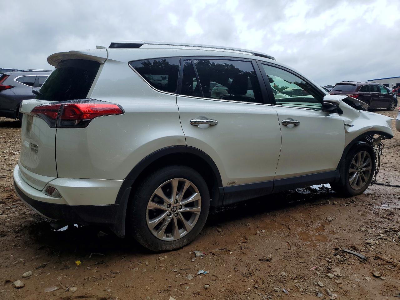 2016 TOYOTA RAV4 HV LIMITED photo 3