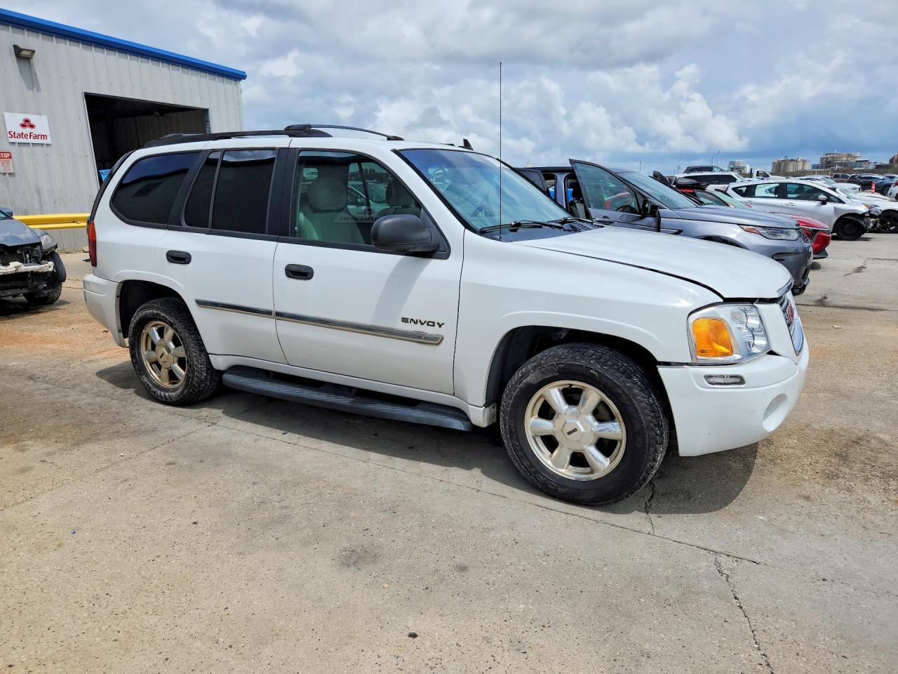 2006 GMC ENVOY photo 10