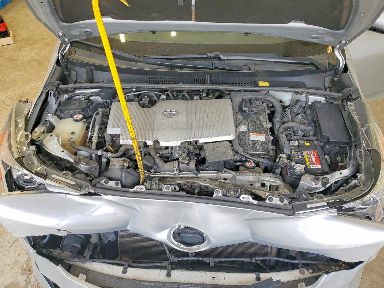 2017 TOYOTA PRIUS FOUR TOURING photo 21