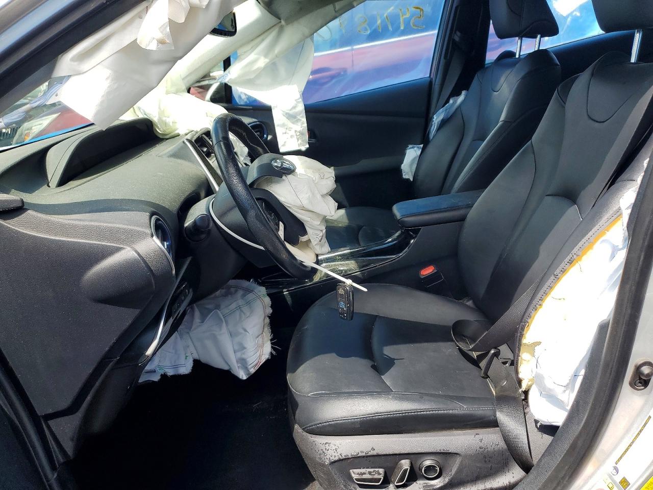 2017 TOYOTA PRIUS FOUR TOURING photo 13