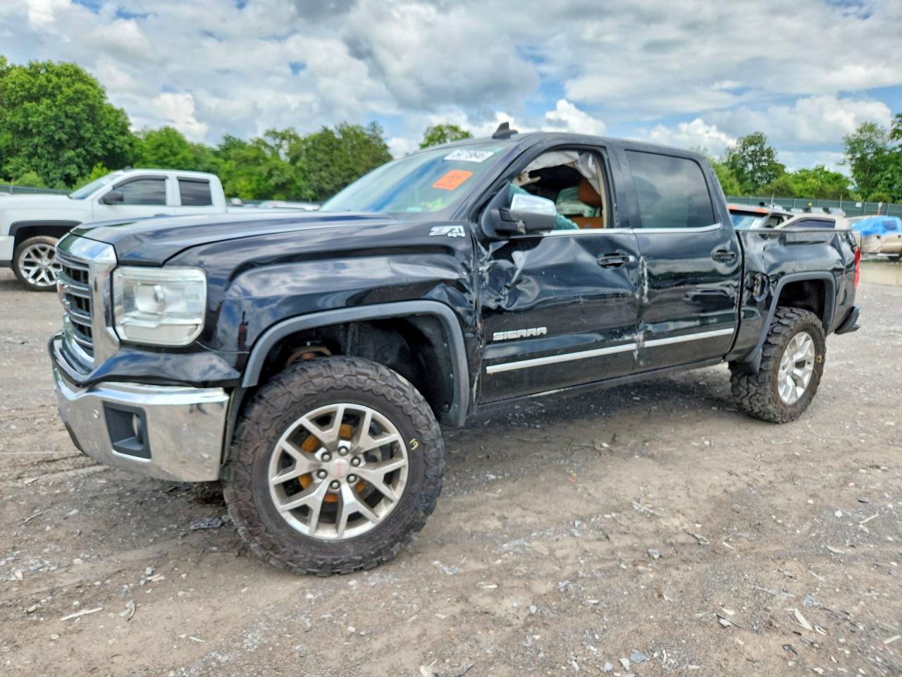 2015 GMC SIERRA