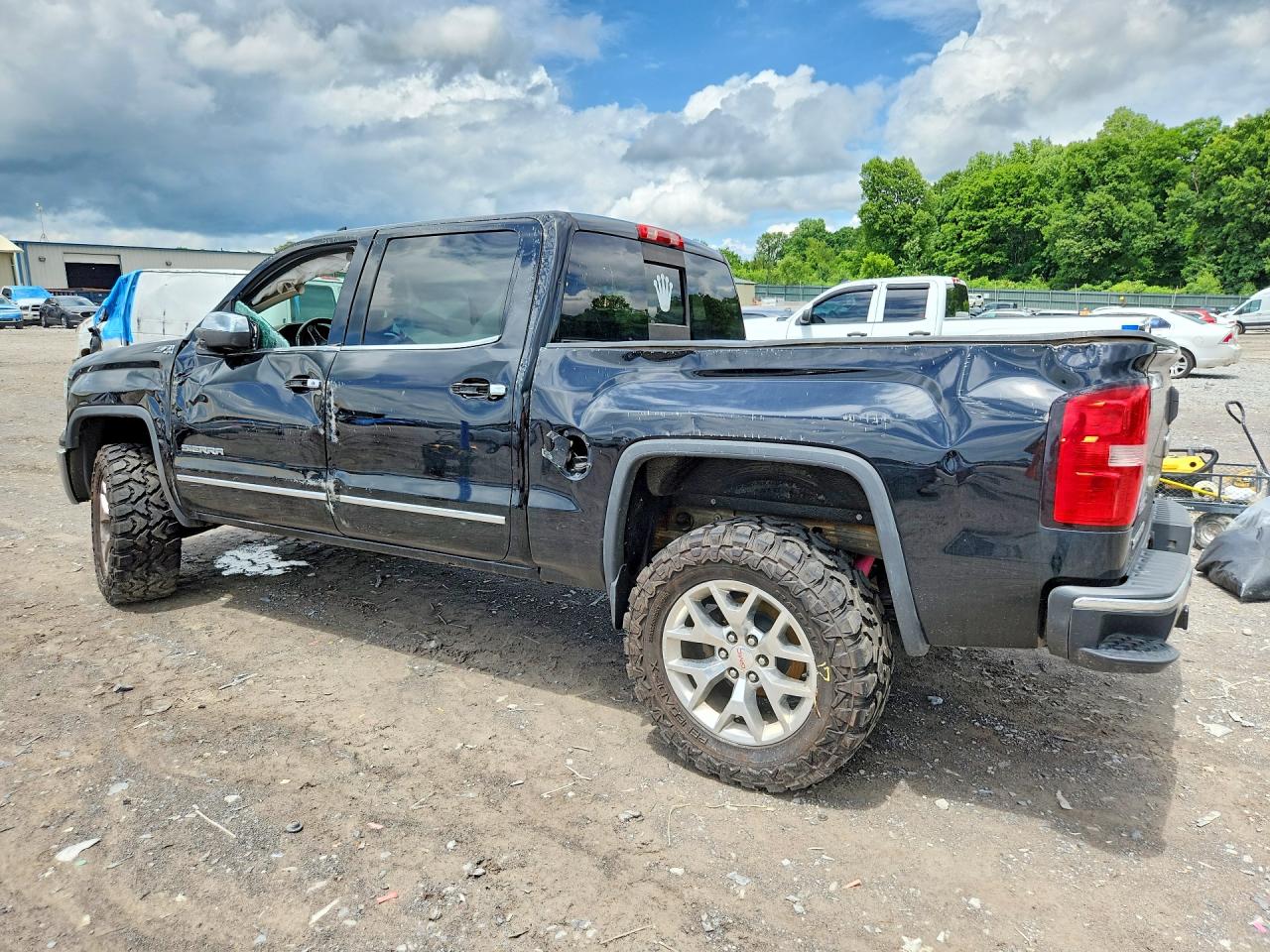 2015 GMC SIERRA K1500 SLT photo 2