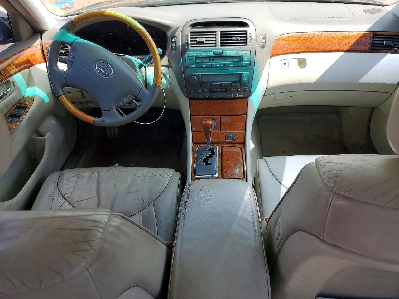 2002 LEXUS LS 430 photo 8