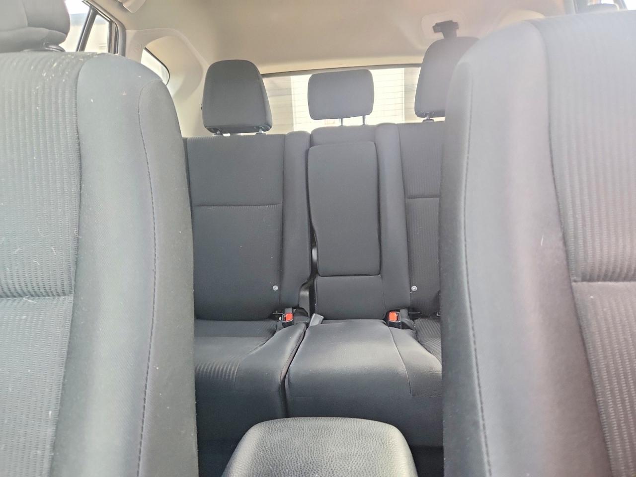 2018 TOYOTA RAV4 LE photo 10