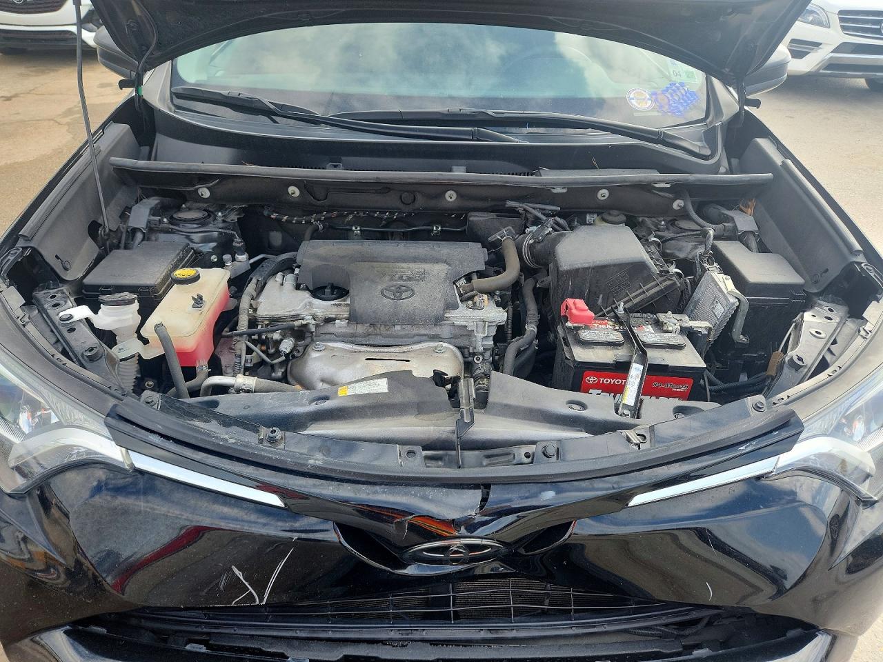 2018 TOYOTA RAV4 LE photo 12