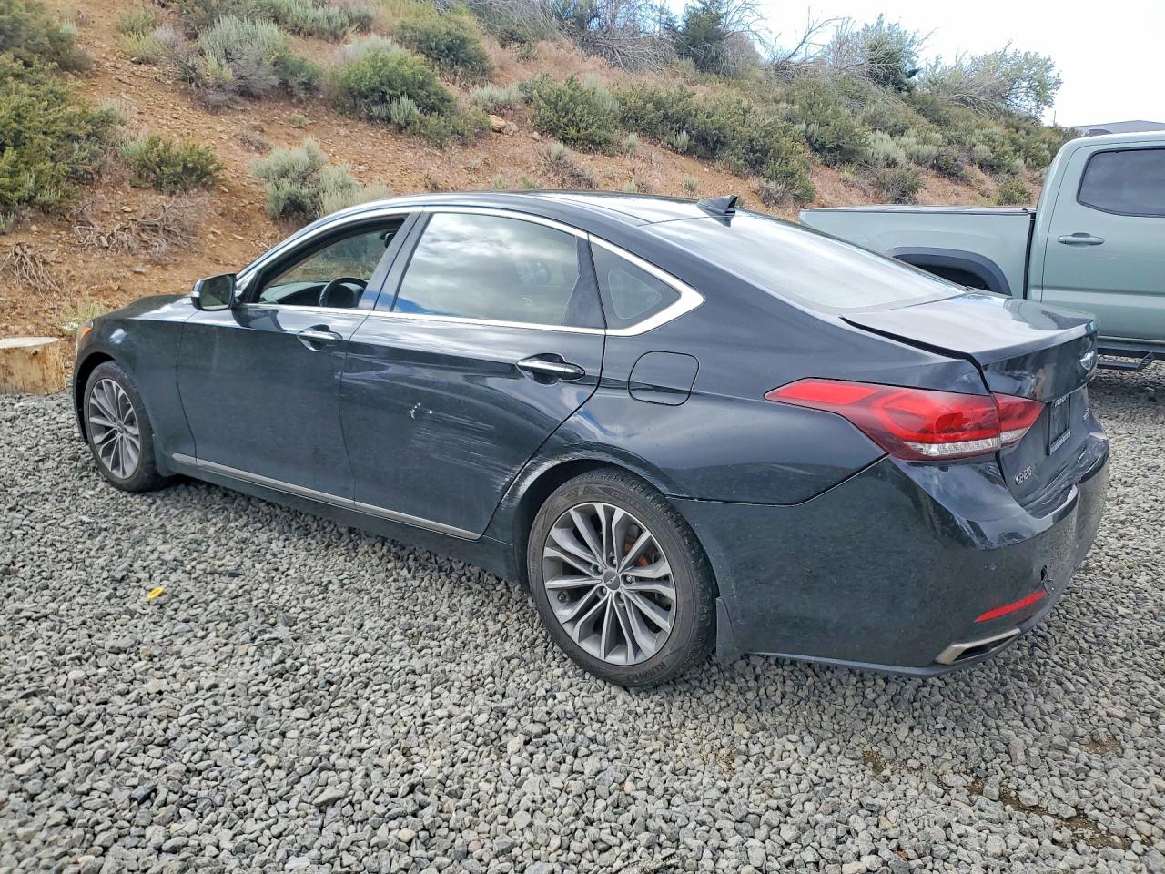 2015 HYUNDAI GENESIS 3.8L photo 4